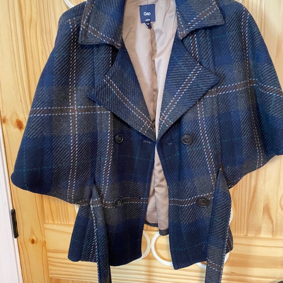 Winter coat - Picture 1 of 7